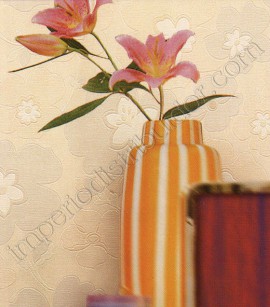 PÁG. 06 - Papel de Parede Vinílico Colori Piú (Italiano) - Floral (Tons de Bege/ Detalhe Perolado)