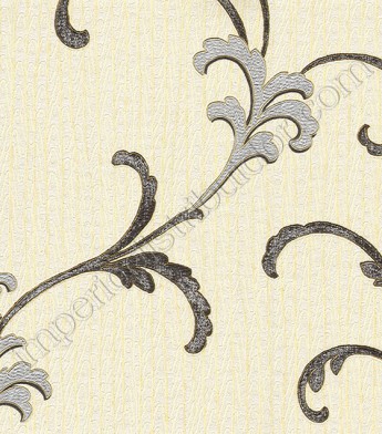PÁG. 62 - Papel de Parede Vinílico Motivi (Italiano) - Arabescos Texturizado (Off-White/ Leve Dourado/ Perolado/ Detalhes em Preto e Prata)