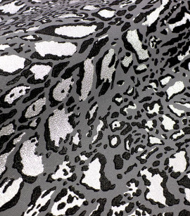 PÁG. 40 - Papel de Parede Animal Print Cinza Chumbo e Prata com Brilho - Coleção Cores e Cenários - Vinílico Importado
