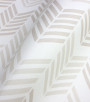 PÁG. 37 - Papel de Parede Chevron Greige - Coleção Bambine - Vinílico Importado