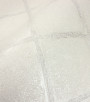 PÁG. 18 - Papel de Parede Geométrico Grade Off-White Brilho Glitter - Coleção Metropolis 3 - Vinilico Importado