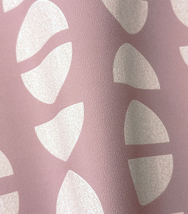 PÁG. 79 - Papel de Parede Geométrico Rosa e Bege - Coleção Revoada Bobinex - Vinílico Importado