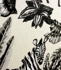 PÁG. 22 - Papel de Parede Safari Tropical Bege e Preto - Coleção Cores e Cenários - Vinílico Importado